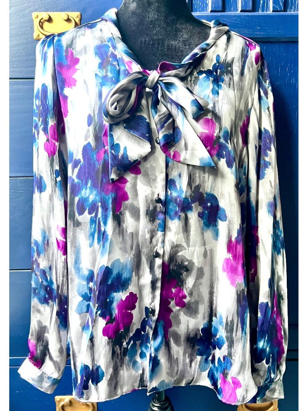 Anne Klein Large Blue & Purple Floral Print Long Sleeve Bow Neck Blouse